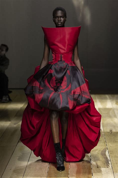 alexander mcqueen inspired capsule wardrobe